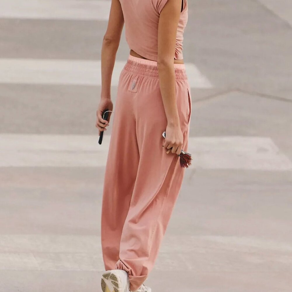 Free People Movement Hot Shot Crossover Set in Petal NWT - Picture 2 of 8